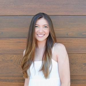 Meet your Posher, Adrianna